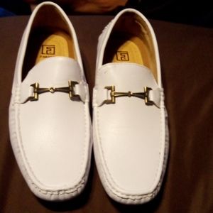Men Loafers.  White, Size 12M